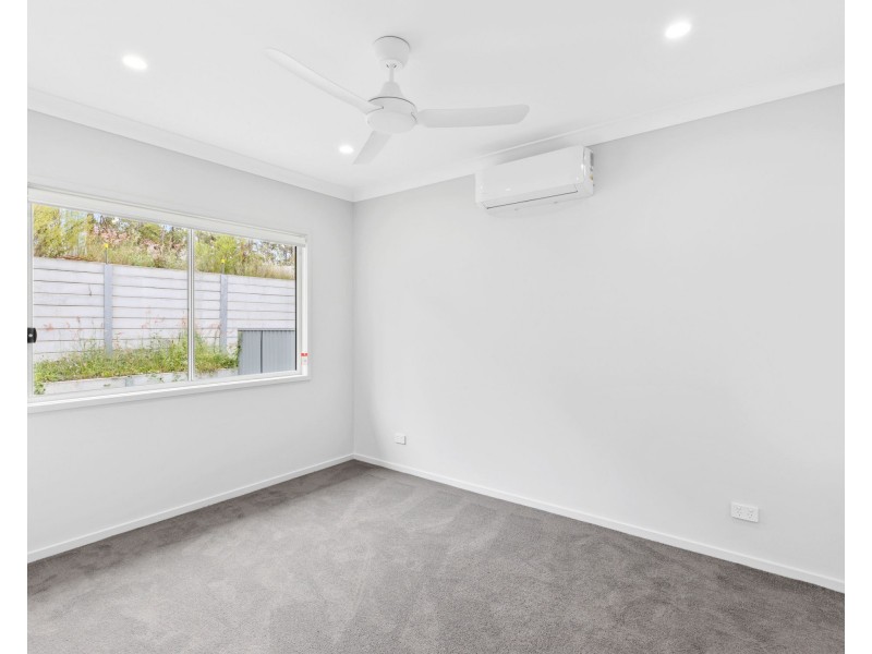 98 Samford Drive, Holmview QLD 4207