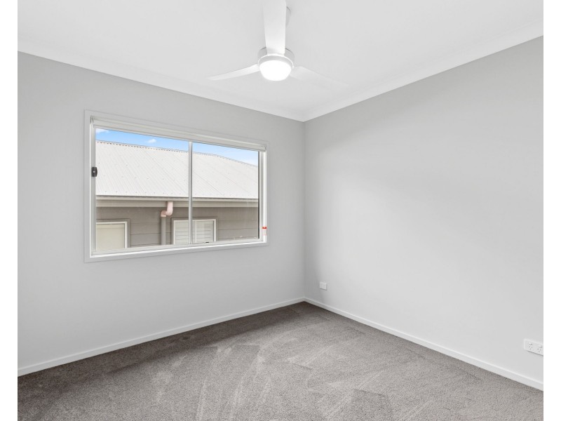 98 Samford Drive, Holmview QLD 4207