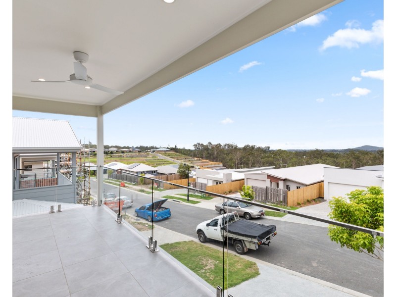 98 Samford Drive, Holmview QLD 4207