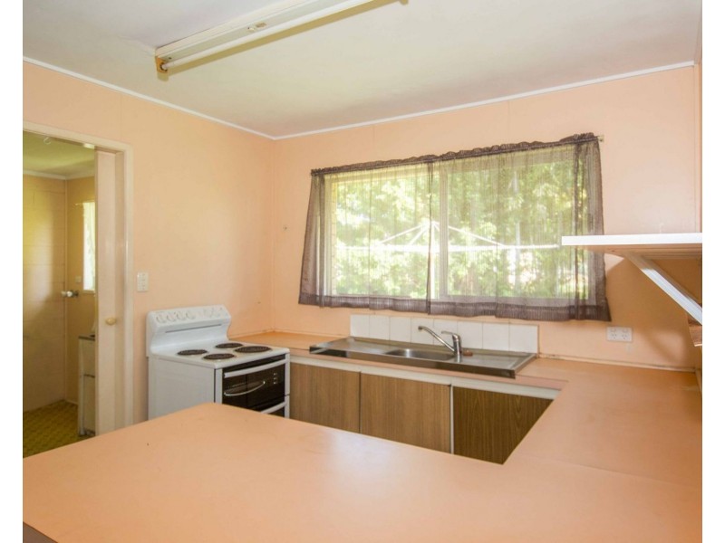 2/1 Cunningham Street, Kepnock QLD 4670