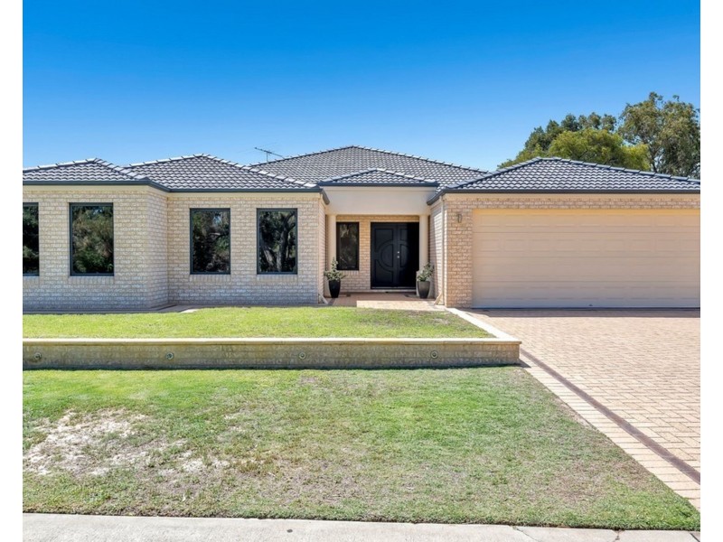 114 South Yunderup Road, South Yunderup WA 6208