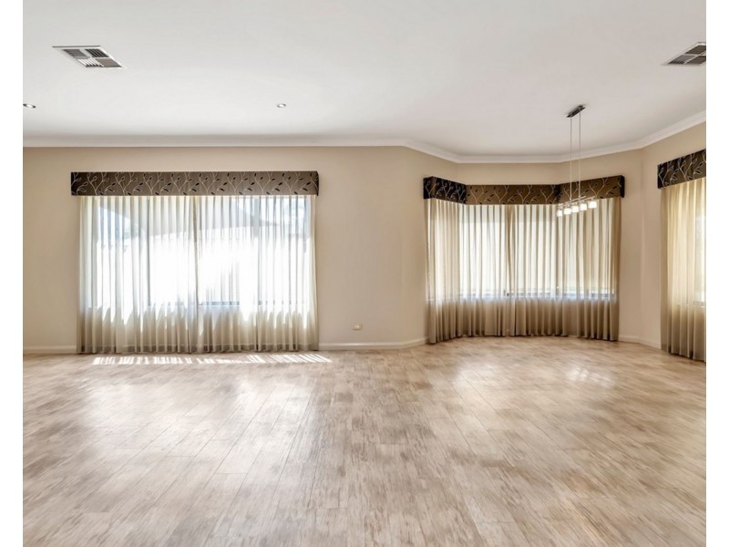 114 South Yunderup Road, South Yunderup WA 6208