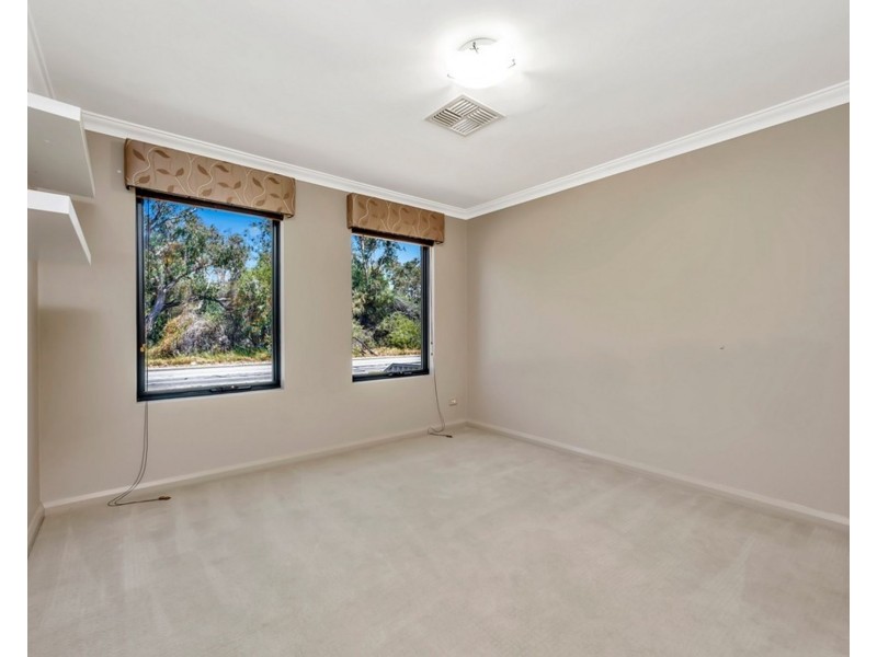 114 South Yunderup Road, South Yunderup WA 6208