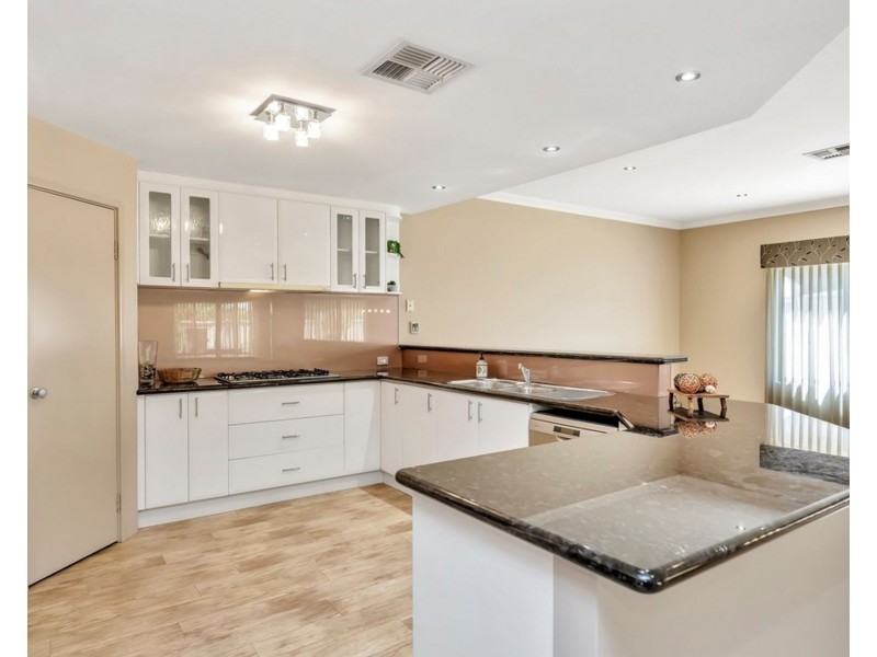 114 South Yunderup Road, South Yunderup WA 6208