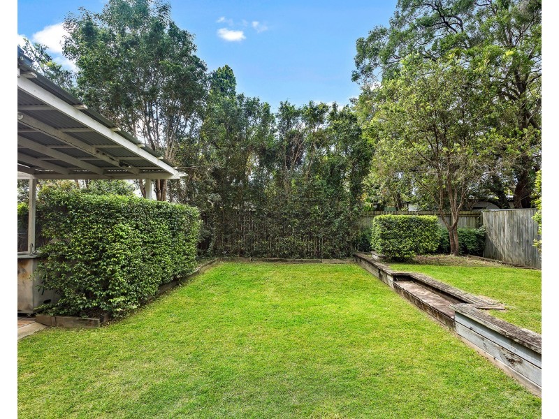 10 Cawdor Street, Arana Hills QLD 4054