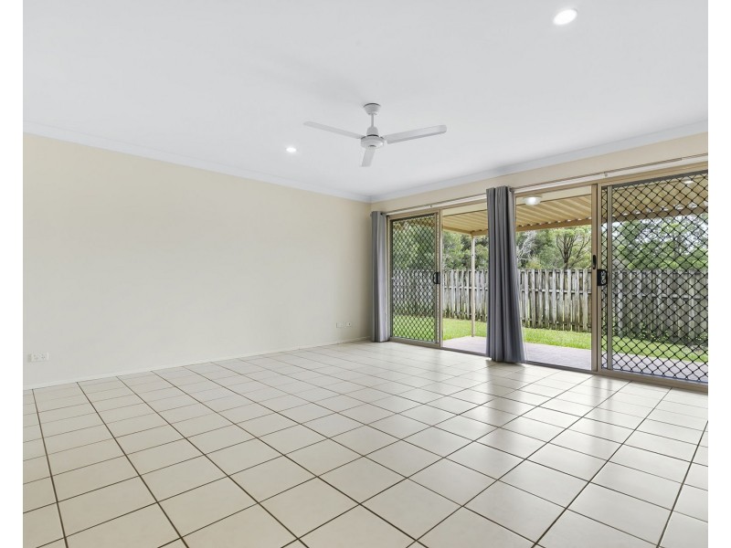 18 Christopher Place, Morayfield QLD 4506