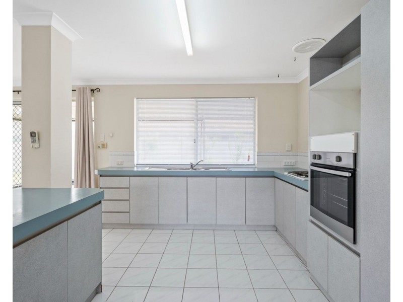 57 Oakwood Crescent, Waikiki WA 6169