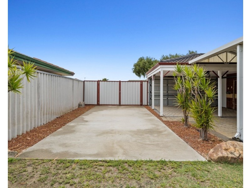 57 Oakwood Crescent, Waikiki WA 6169