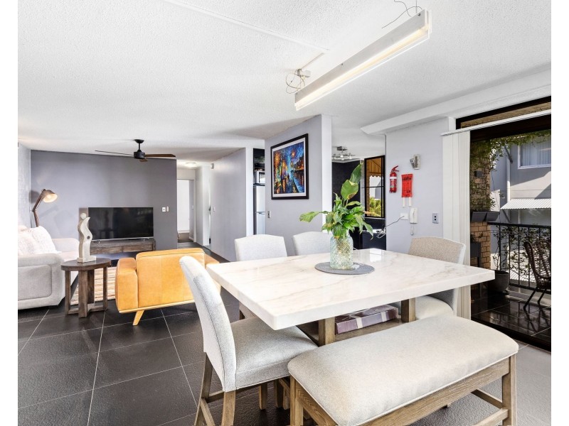 7/242 Charlton Esplanade, Pialba QLD 4655