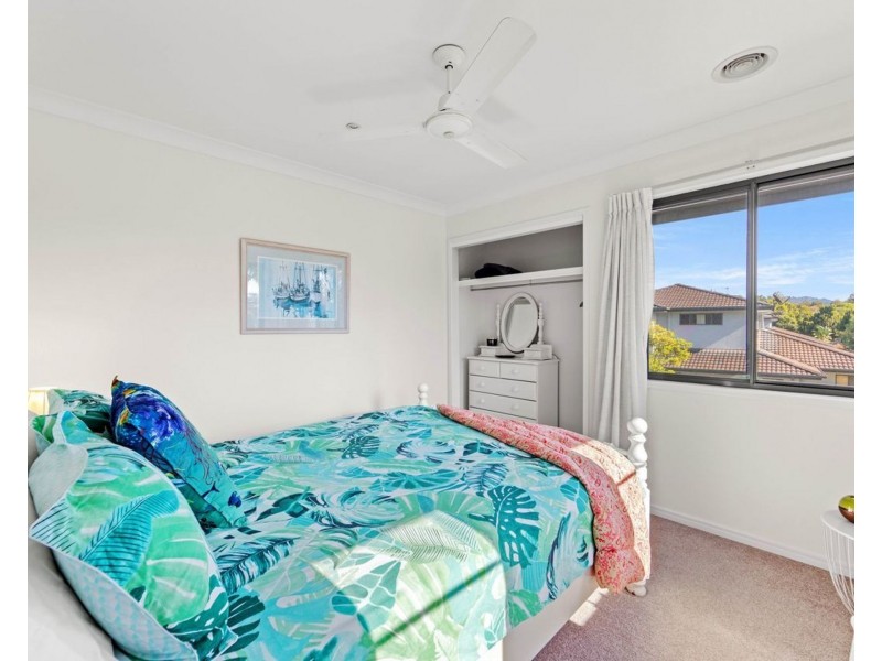 5/2 Catalina Way, Upper Coomera QLD 4209