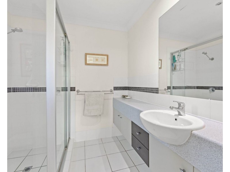5/2 Catalina Way, Upper Coomera QLD 4209