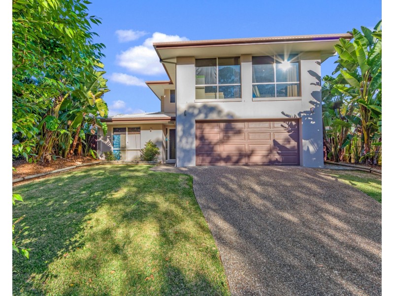 5 Napier Court, Pacific Pines QLD 4211