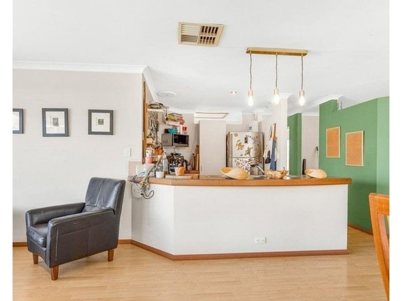 21 Cayman Place, Kenwick WA 6107