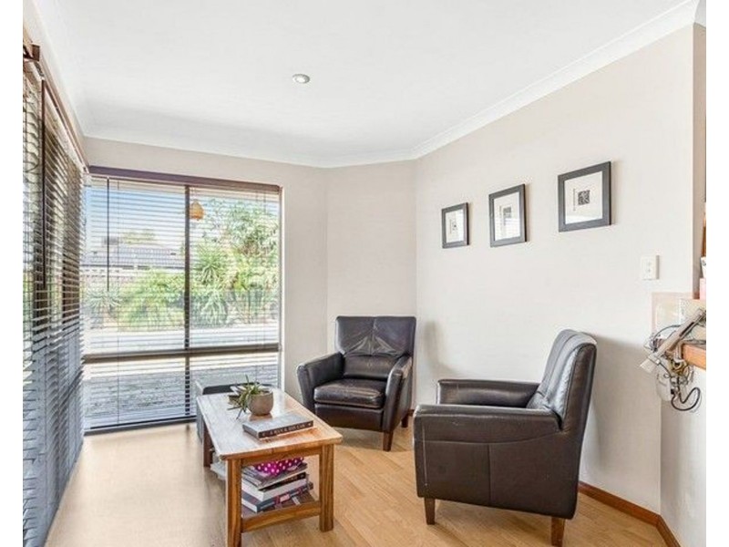 21 Cayman Place, Kenwick WA 6107