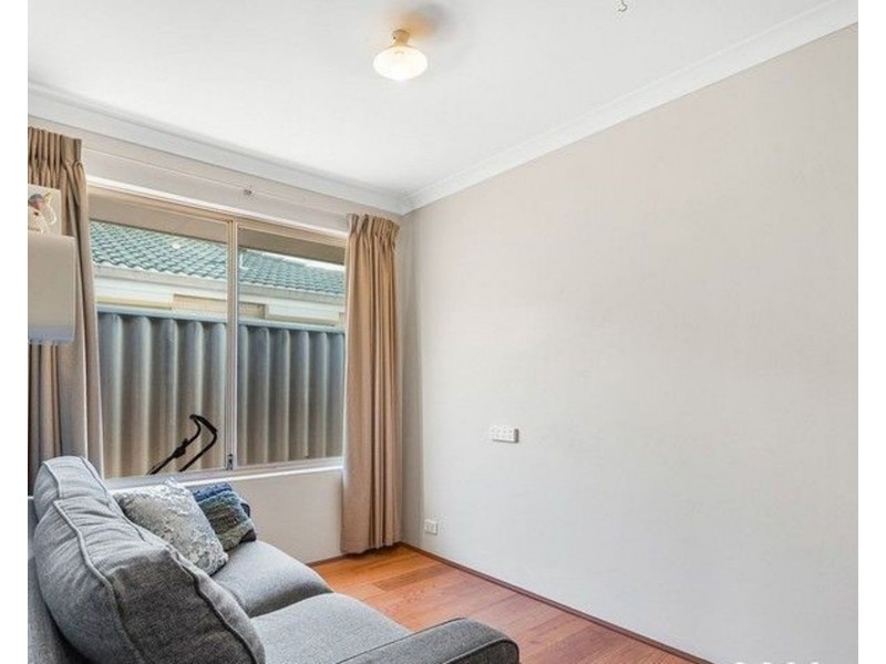 21 Cayman Place, Kenwick WA 6107