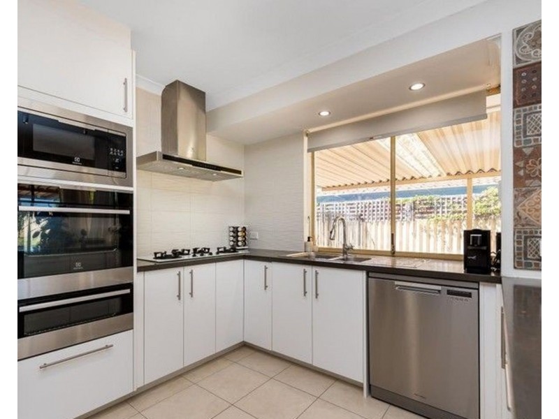 12 Westerley Way, Cooloongup WA 6168