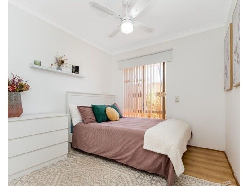 12 Westerley Way, Cooloongup WA 6168