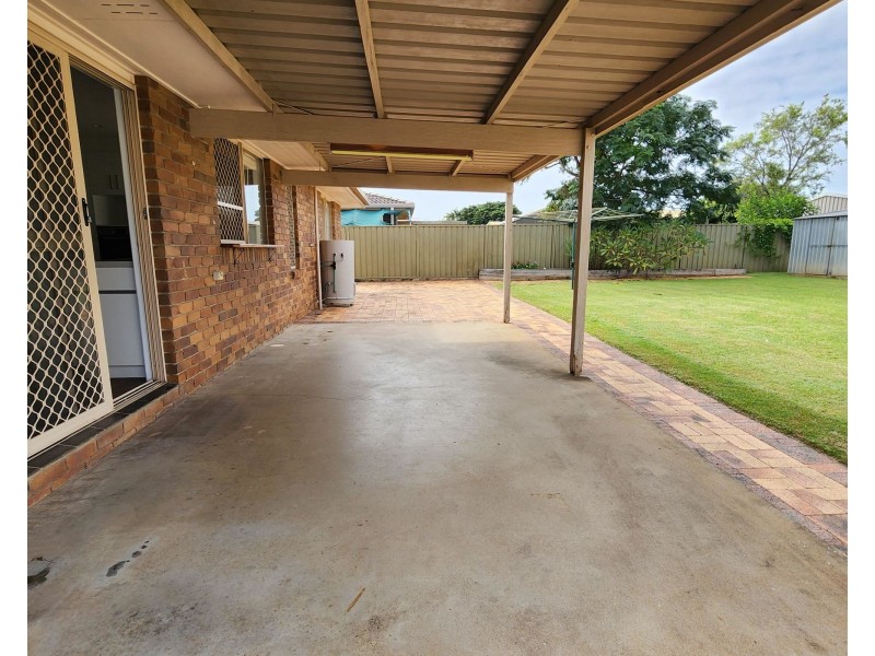 19 East West Avenue, Avoca QLD 4670