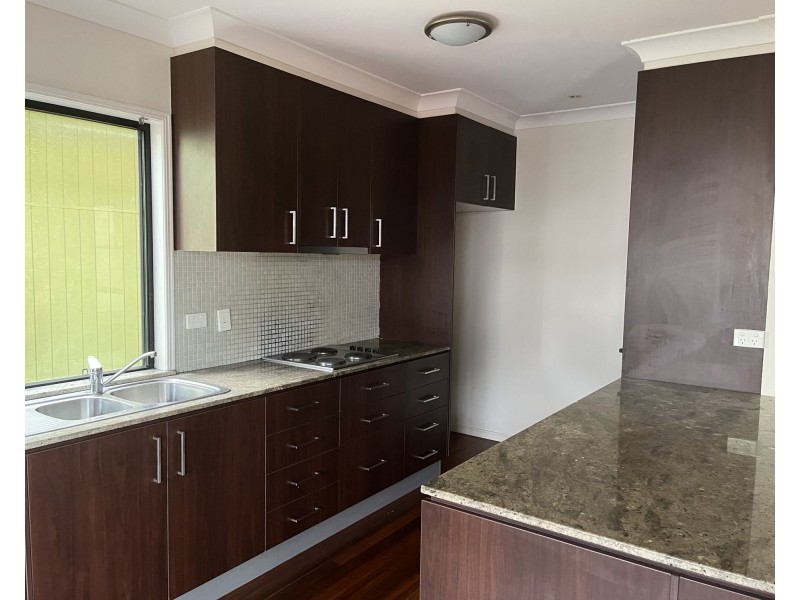 135 Bates Lane, Toowong QLD 4066