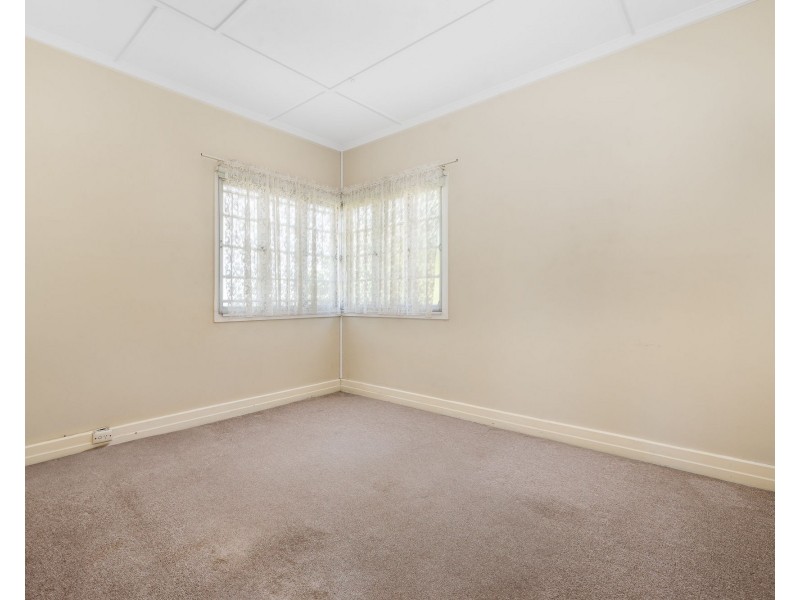 20 Bernard Street, Brighton QLD 4017