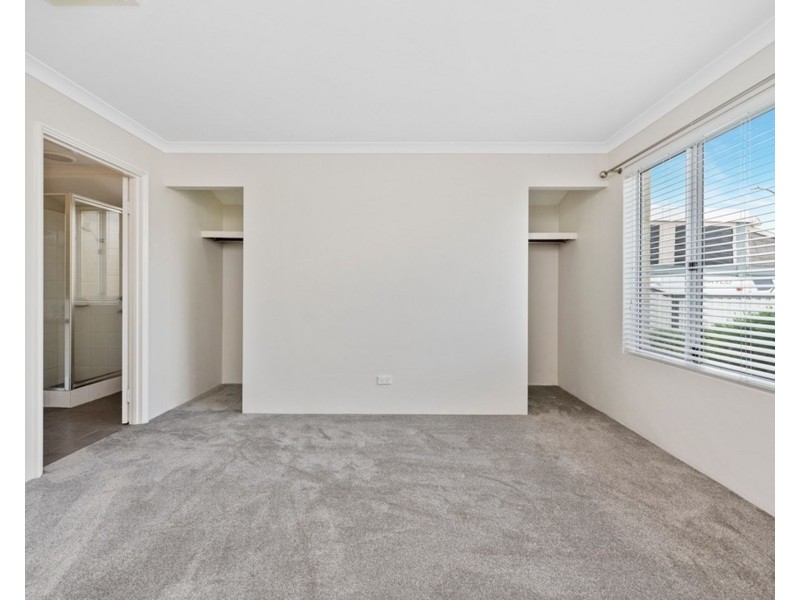 11 Eglinton Terrace, Dudley Park WA 6210