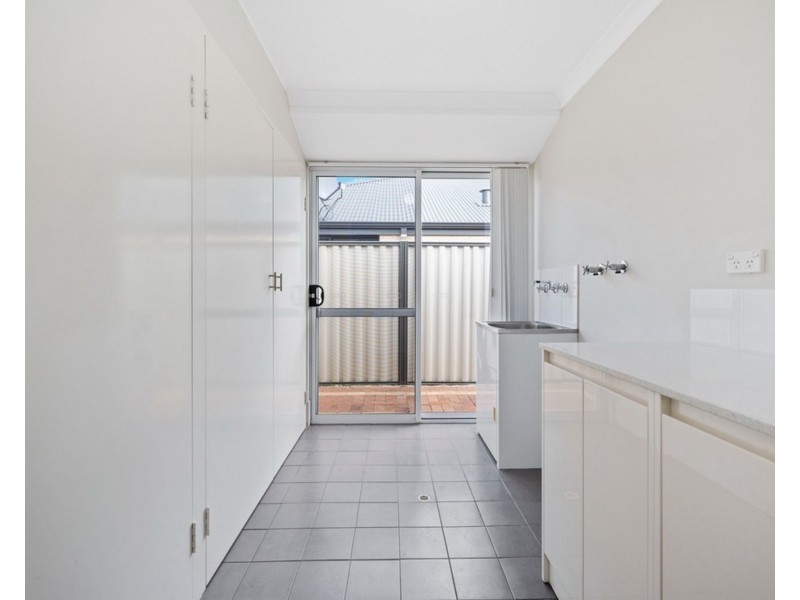 11 Eglinton Terrace, Dudley Park WA 6210