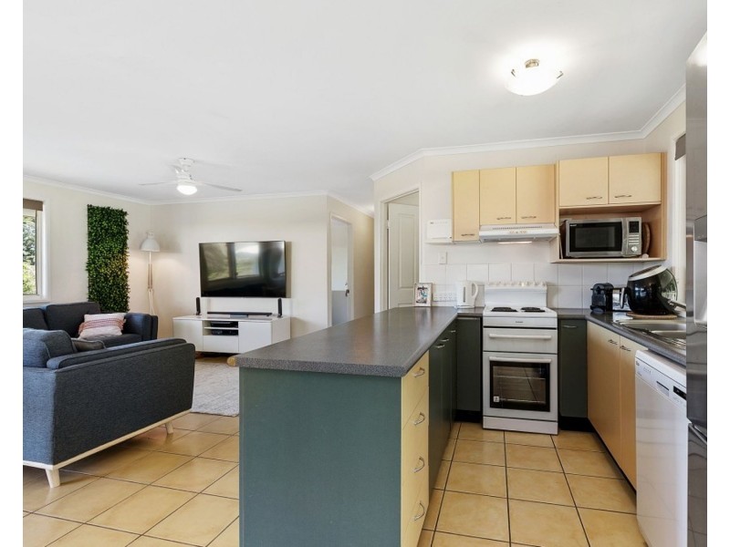 8 Yvonne Street, Highworth QLD 4560