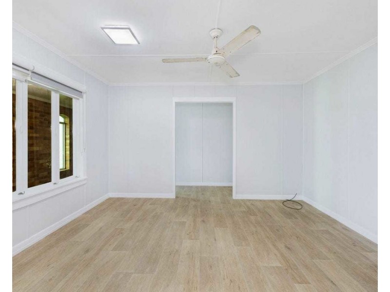 1 Auer Street, Kepnock QLD 4670