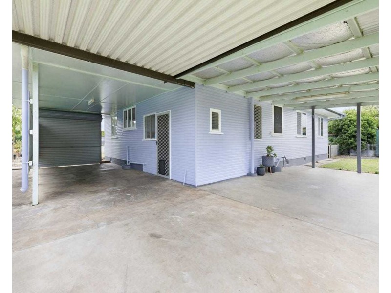 1 Auer Street, Kepnock QLD 4670
