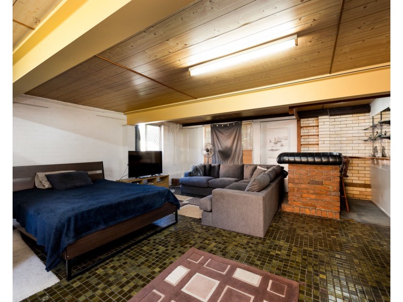 16 Cherry Street, Brighton QLD 4017