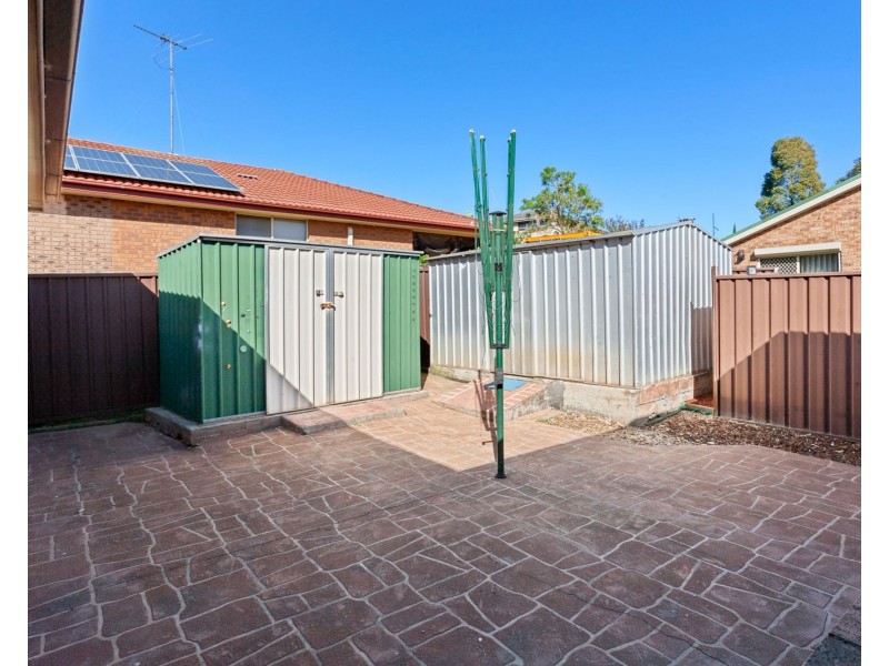 1/74 Fenton Crescent, Minto NSW 2566