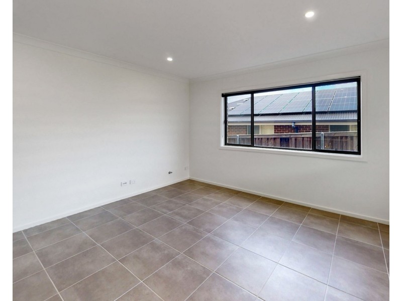 16 Lopper Street, Austral NSW 2179