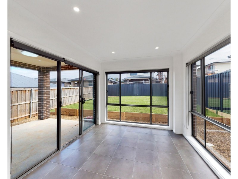 16 Lopper Street, Austral NSW 2179