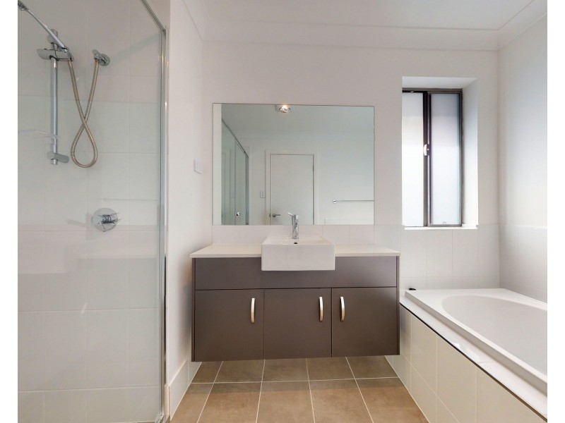 16 Lopper Street, Austral NSW 2179