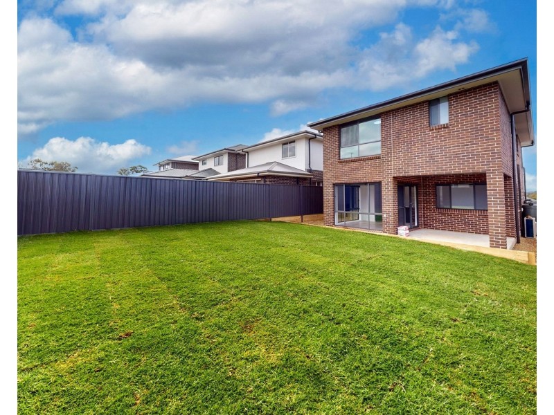 16 Lopper Street, Austral NSW 2179