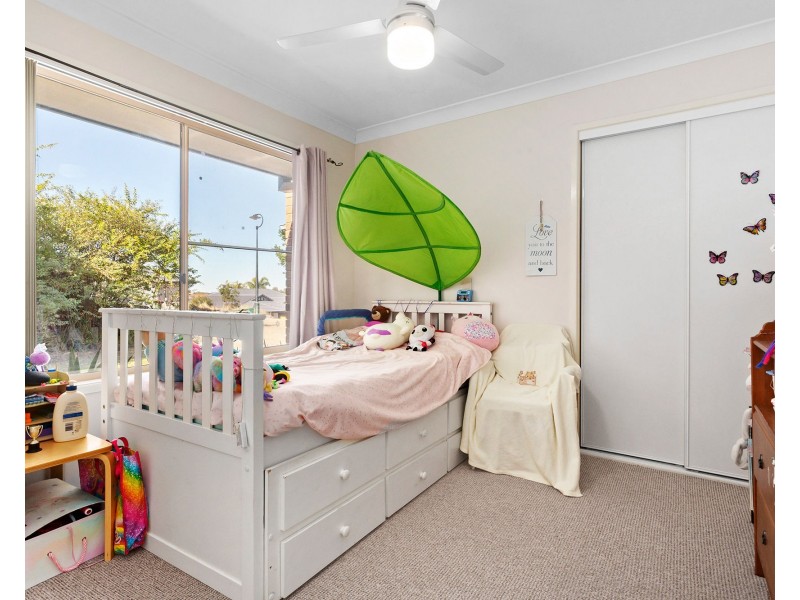 81 Hillenvale Avenue, Arana Hills QLD 4054