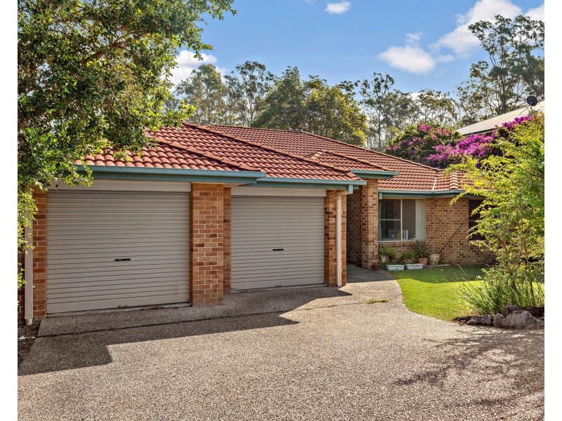 81 Hillenvale Avenue, Arana Hills QLD 4054