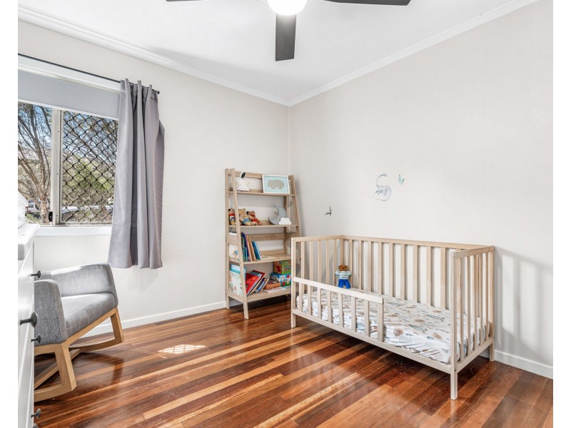 42 Roseneath Parade, Wynnum West QLD 4178