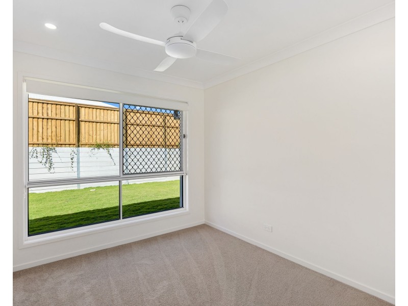 10 Silvertail Street, Redbank Plains QLD 4301