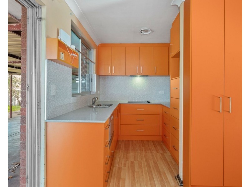 68 Council Avenue, Rockingham WA 6168