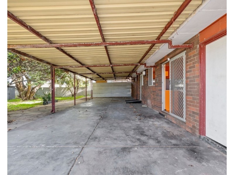 68 Council Avenue, Rockingham WA 6168