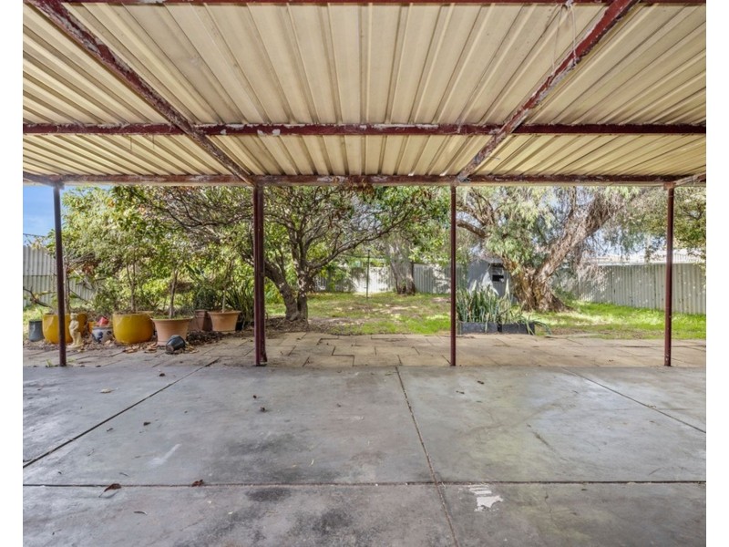 68 Council Avenue, Rockingham WA 6168