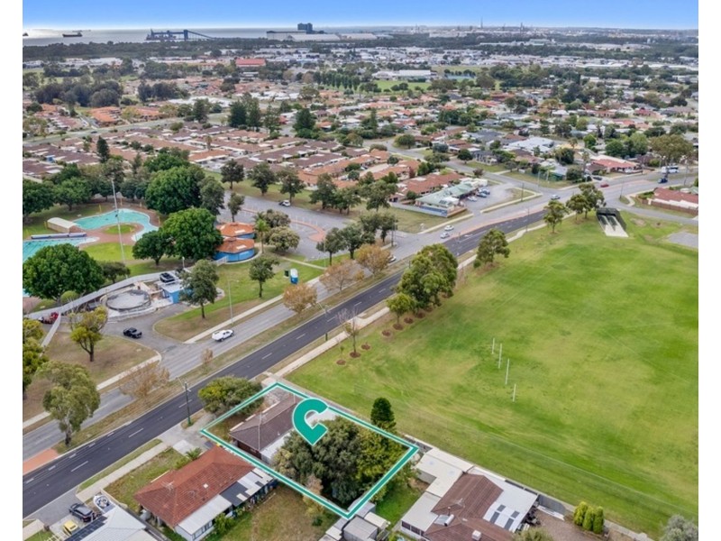 68 Council Avenue, Rockingham WA 6168