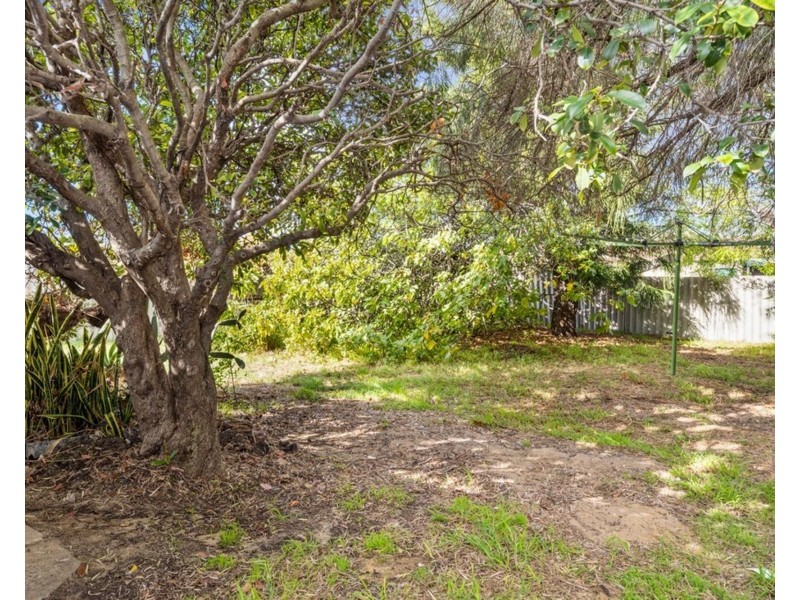 68 Council Avenue, Rockingham WA 6168