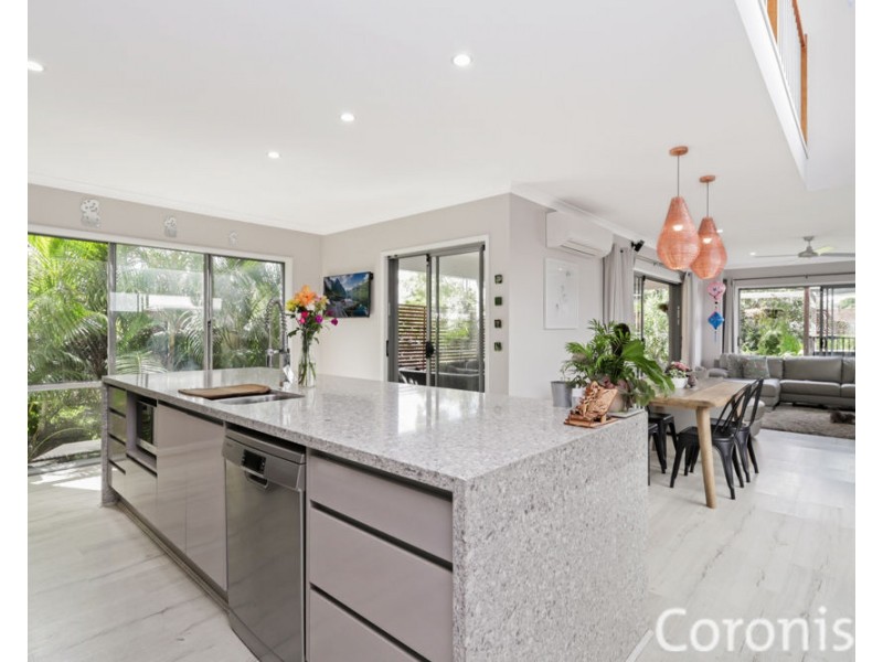 10 Araluen Street, Kedron QLD 4031