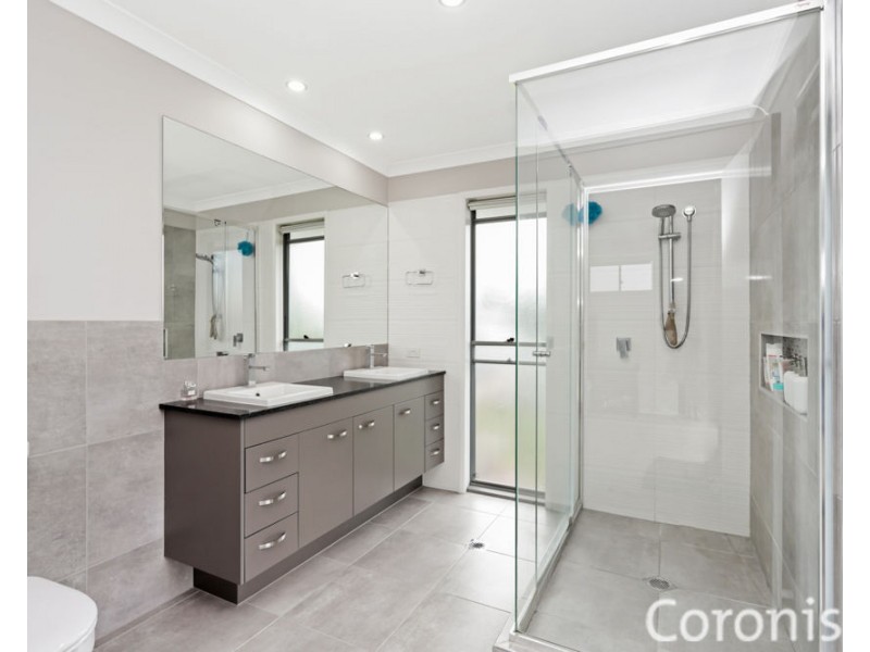 10 Araluen Street, Kedron QLD 4031