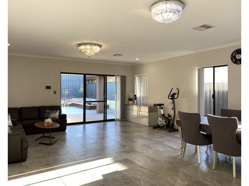 13 Houdan Street, Southern River WA 6110