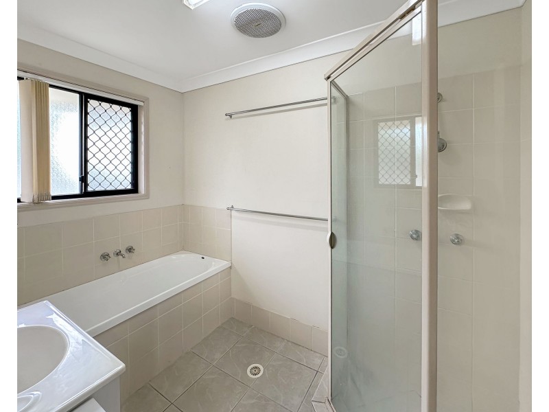 58 Dellvene Cres, Rosewood QLD 4340