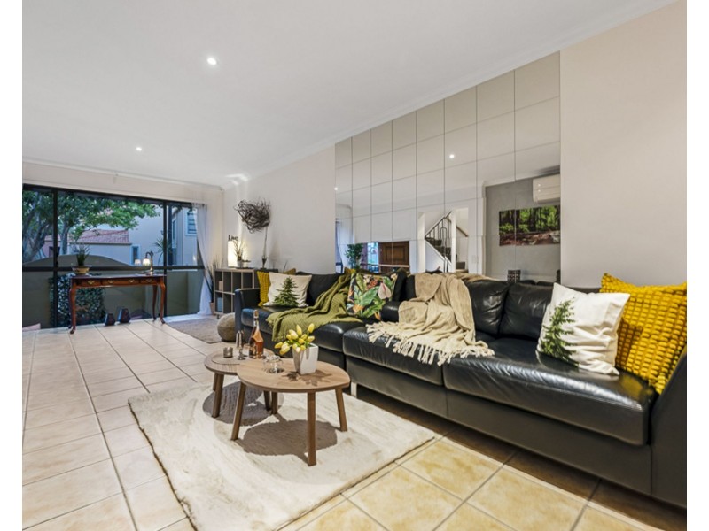 46/20 Fairway Drive, Clear Island Waters QLD 4226