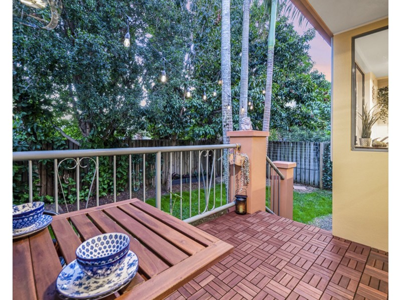 46/20 Fairway Drive, Clear Island Waters QLD 4226